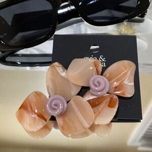 Resin flower Unique Swirl Earrings